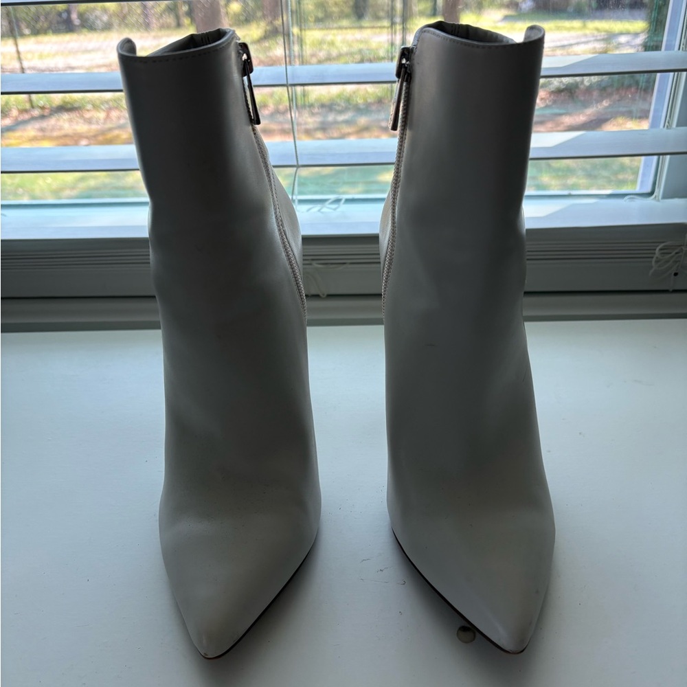 Jessica Simpson white pointed toe stiletto zippered ankle boots booties heels - Picture 5 of 13